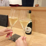 シャンパンで乾杯☆