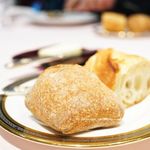 村上開新堂 レストラン - パン