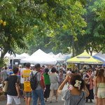 KCC Saturday Farmers' Market - 場内　入り口より