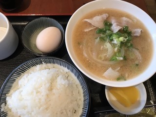 Miruki Uei - 朝定食の豚汁定食 450円(税込)