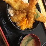 てんぷら広場 食道 - ミックス天丼500円安い！