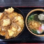 資さんうどん - 鶏天とじ丼＆ミニうどん