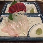 KAISEN DAINING BAR 凱 - ヒラメとマグロの刺身(各300円)