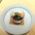 マンサルヴァ - ランチA デザート 巨峰とフロマージュブラン、アールグレイ風味の赤ワインのグラニテ