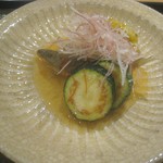 おかもと - 先付（モロコ、揚げズッキーニ、焼きナス）