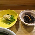 Shukou Hotaru - ランチ：ほたるの海鮮丼（小鉢）