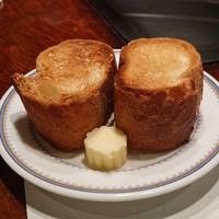 ステーキ＆ワイン オクソン - フランスパン(おかわりできます)