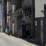 くそオヤジ最後のひとふり - 行列を撮影する人を撮影♪