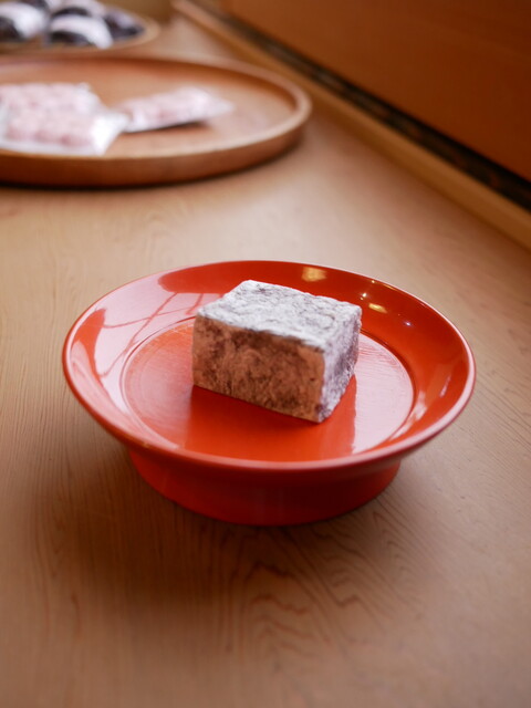 萬御菓子誂處 樫舎 かしや 近鉄奈良 和菓子 食べログ