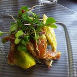 前菜です スモークされた鱒が美味しかった