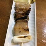 鳥こう - 豚バラは食べ応えあり