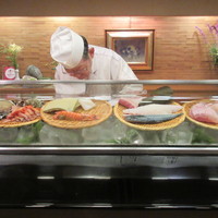 寿司 もり田 - 開店準備中の店主