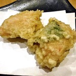 天ぷら処 こさか - 秋鮭チーズはさみ揚げ