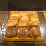 神戸屋 - ショーケース