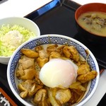 Yoshinoya - 鶏すき丼