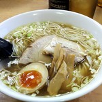 長尾中華そば - 鶏ガラスープの醤油ラーメン 580円