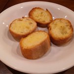 ピアーノ・ピアーノ・デ・チック・エ・タック  - セットのパン