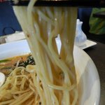 HIRO - 坦々麺の麺