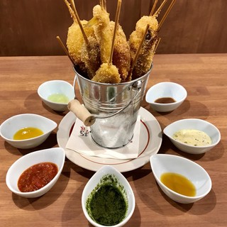 Enjoy changing tastes with 6 types of dipping sauces♪