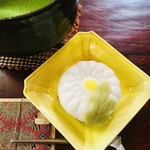 虎屋菓寮 - 珉平焼