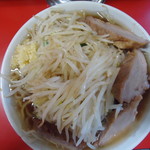 ラーメン二郎 - 上から