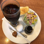エスプリ - アイスコーヒー、レギュラーモーニング（380円）