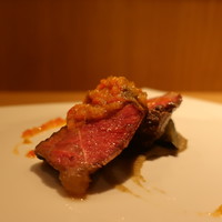 RISTORANTE IL NODO - 岩手県短角牛サーロイン 鎌倉のナス パプリカ ハラペーニョアップ