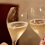 ファイ - フランチャコルタで乾杯〜♪