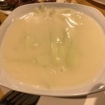 Kim Pou Rai - 白菜のクリーム煮