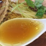 らぁ麺 飯田商店 - 醤油全開の鶏スープ