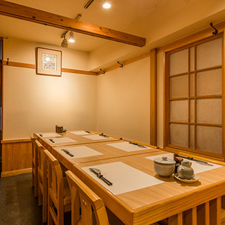 博多エリアでの接待で使いたい。寿司がおいしいと会話が弾む！