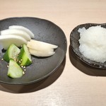 焼鳥 おみ乃 - 漬物 + おろし