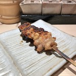 焼鳥 おみ乃 - 波（首の皮）