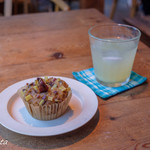 カマクラ 24セッキ - マフィンとジンジャージュース