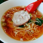 珉珉 - ラーメンとチャーハンセット　疲れた胃でもササっと入る醤油ラーメンでお腹もホッコリ温まりました