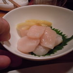 炭火焼肉 筵 - 帆立貝柱