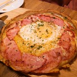 原価ビストロBAN！ 品川港南口 - ガレットピザ