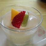 四川料理 桃源郷 - 正宗杏仁豆腐　【　２０１１年９月　】