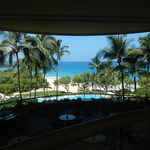 HAPUNA BEACH PRINCE HOTEL - ホテルロビーから