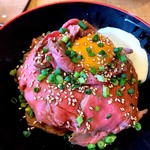 Guriruwakusunikukakeruitarian - ローストビーフ丼