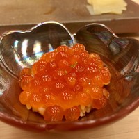 鮨 銀座 おのでら - 5,000円のランチコース：生いくらの醤油漬け
