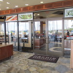 Orchid Marketplace - 外観