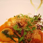 ASAHINA Gastronome - 毛蟹のラヴィオリ、スモークパプリカの香るソース、ア･ラメリケーヌを現代的思考で