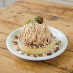 カフェ アクイーユ - モンブランパンケーキ