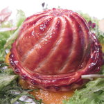 レフェルヴェソンス - アップルパイの様に～ 岩手石黒牧場 ホロホロ鶏のラグー 手長海老フォアグラ オレンジパプリカのソースＵＰ２