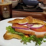 三日月屋 - 厚切りベーコン(540円)