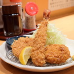 Kurobuta Tonkatsu Sengoku - ミックスカツ単品＠税込1,280円