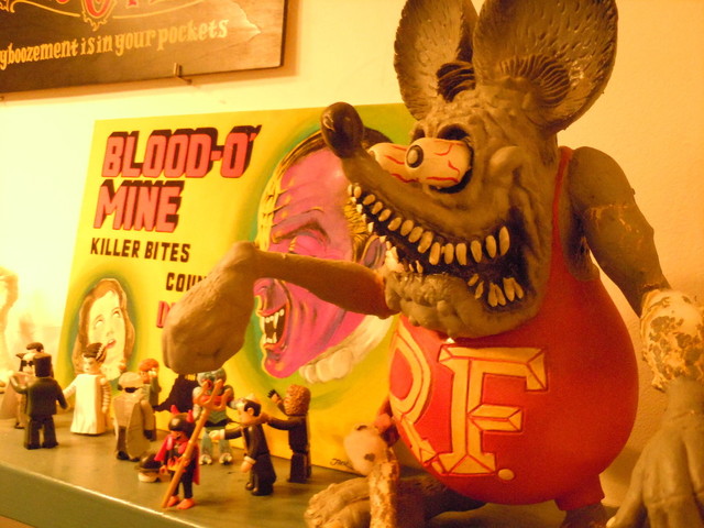 HANGOVERS　SALOON photo 5