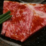 炭火焼肉屋台 たじま屋 - 特選ロース1400円