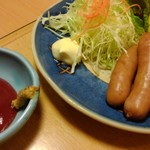 魚処 たく兵衛 - ウインナー。赤かと思いきや。プリっプリ